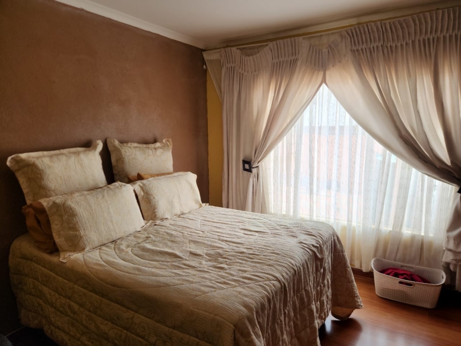 3 Bedroom Property for Sale in Tlhabane West North West